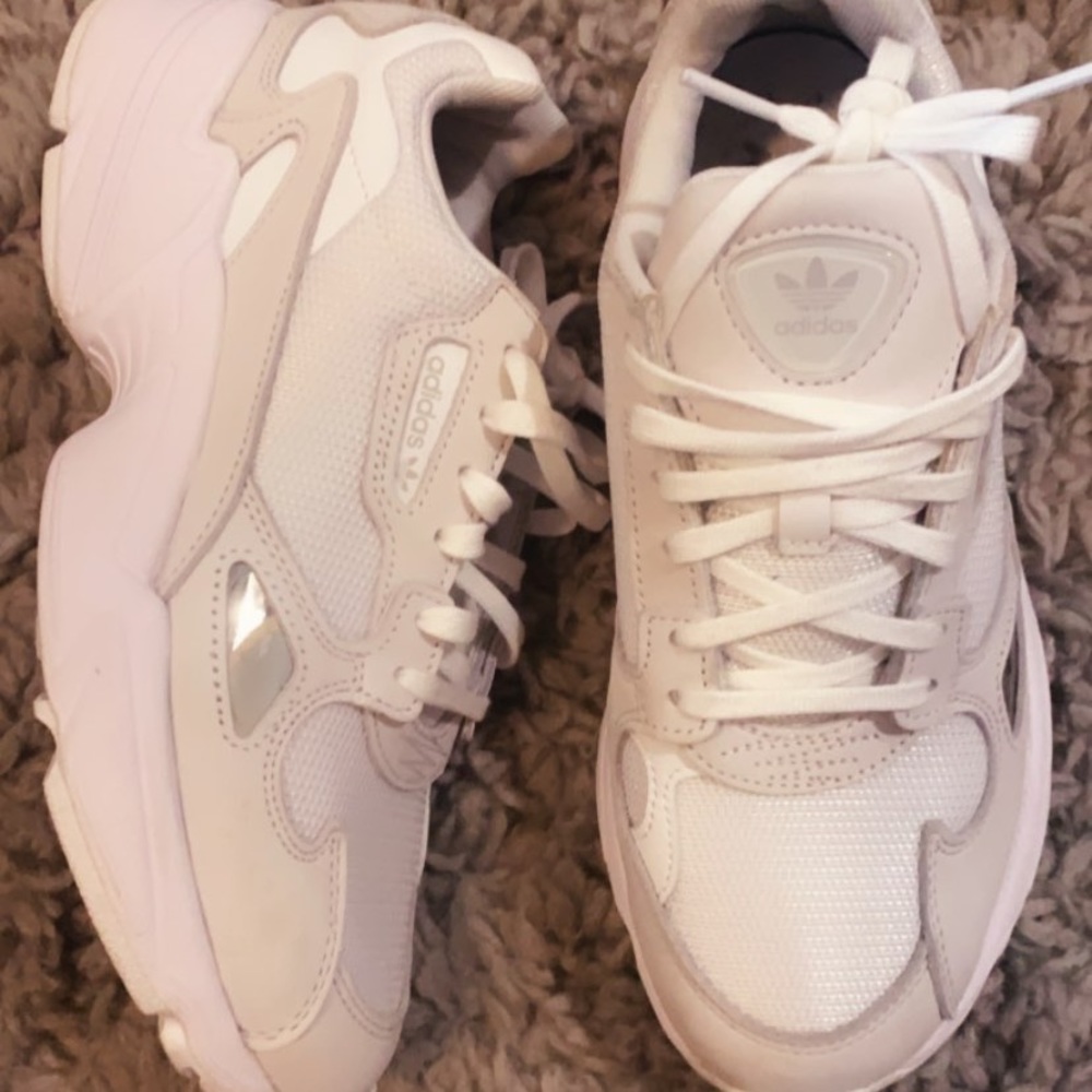 ADDIAS FALCON women 7.0